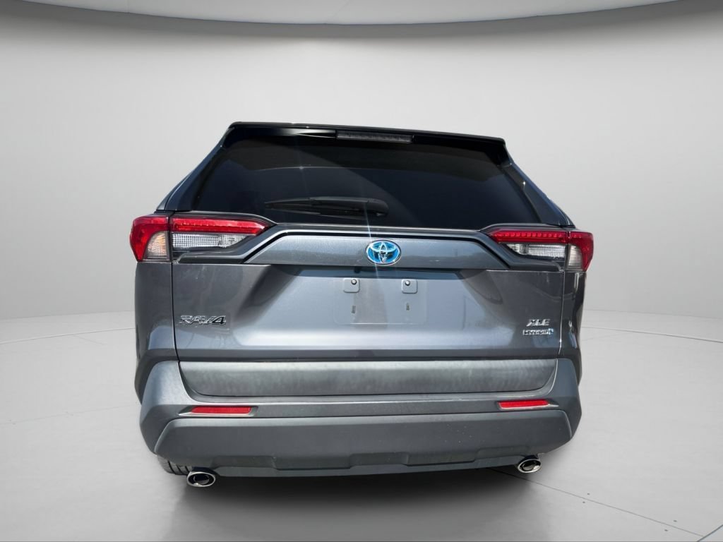 Used 2021 Toyota RAV4 XLE AWD/4WD image 6
