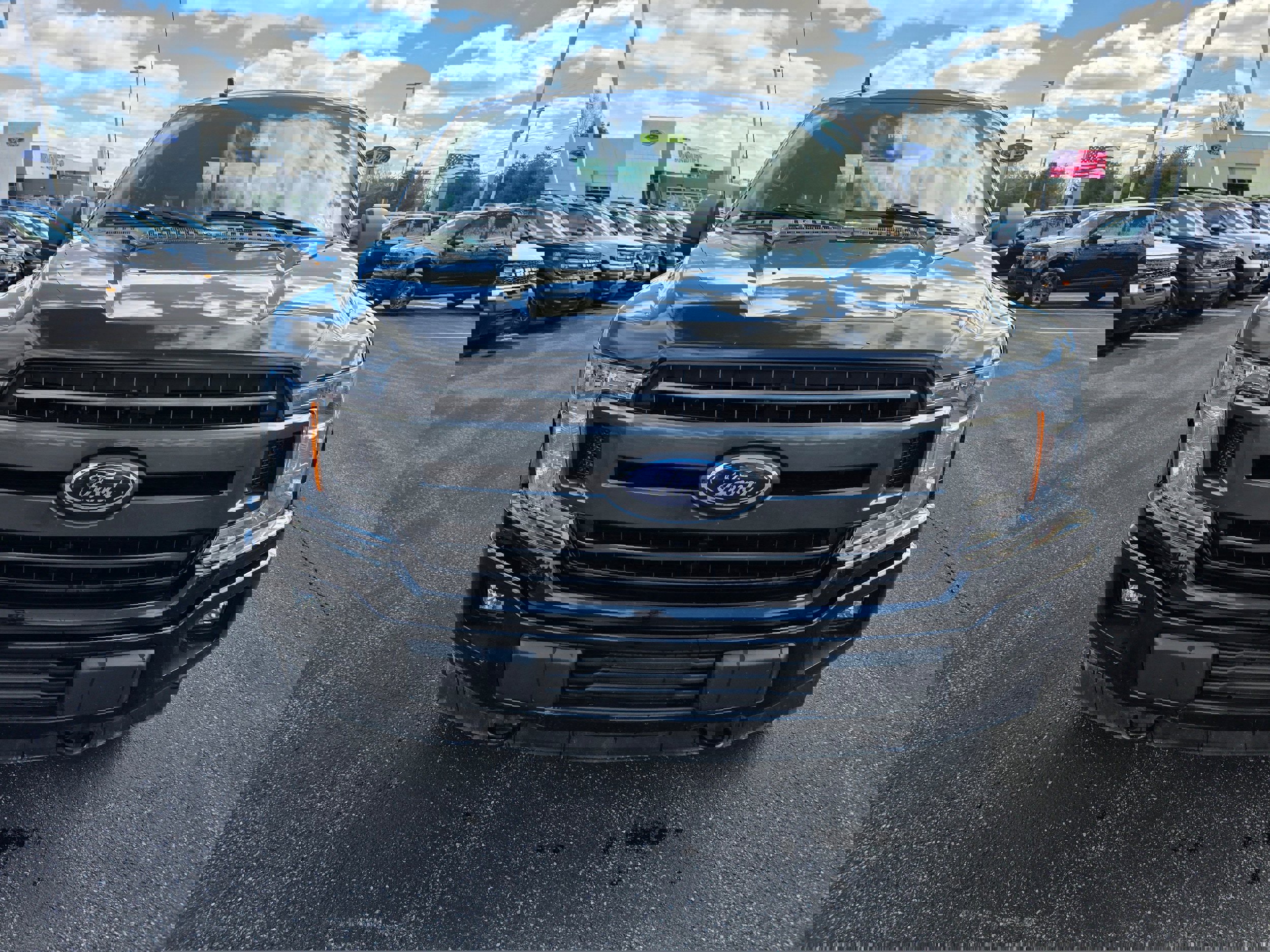Used 2018 Ford F150 XLT w/ Equipment Group 301A Mid image 6