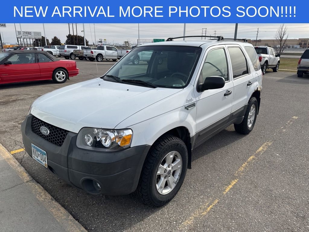 Used 2005 Ford Escape XLT AWD/4WD image 3