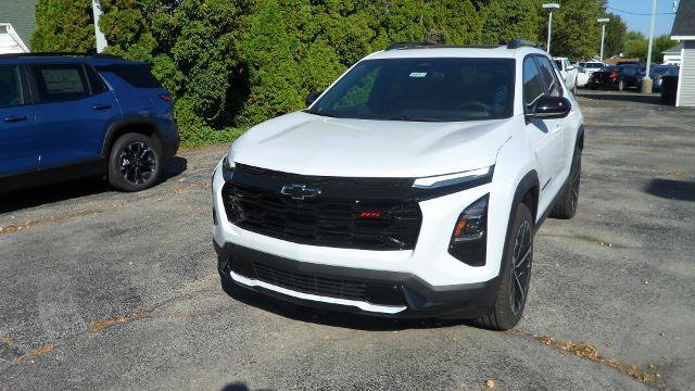 New 2026 Chevrolet Equinox RS image 2