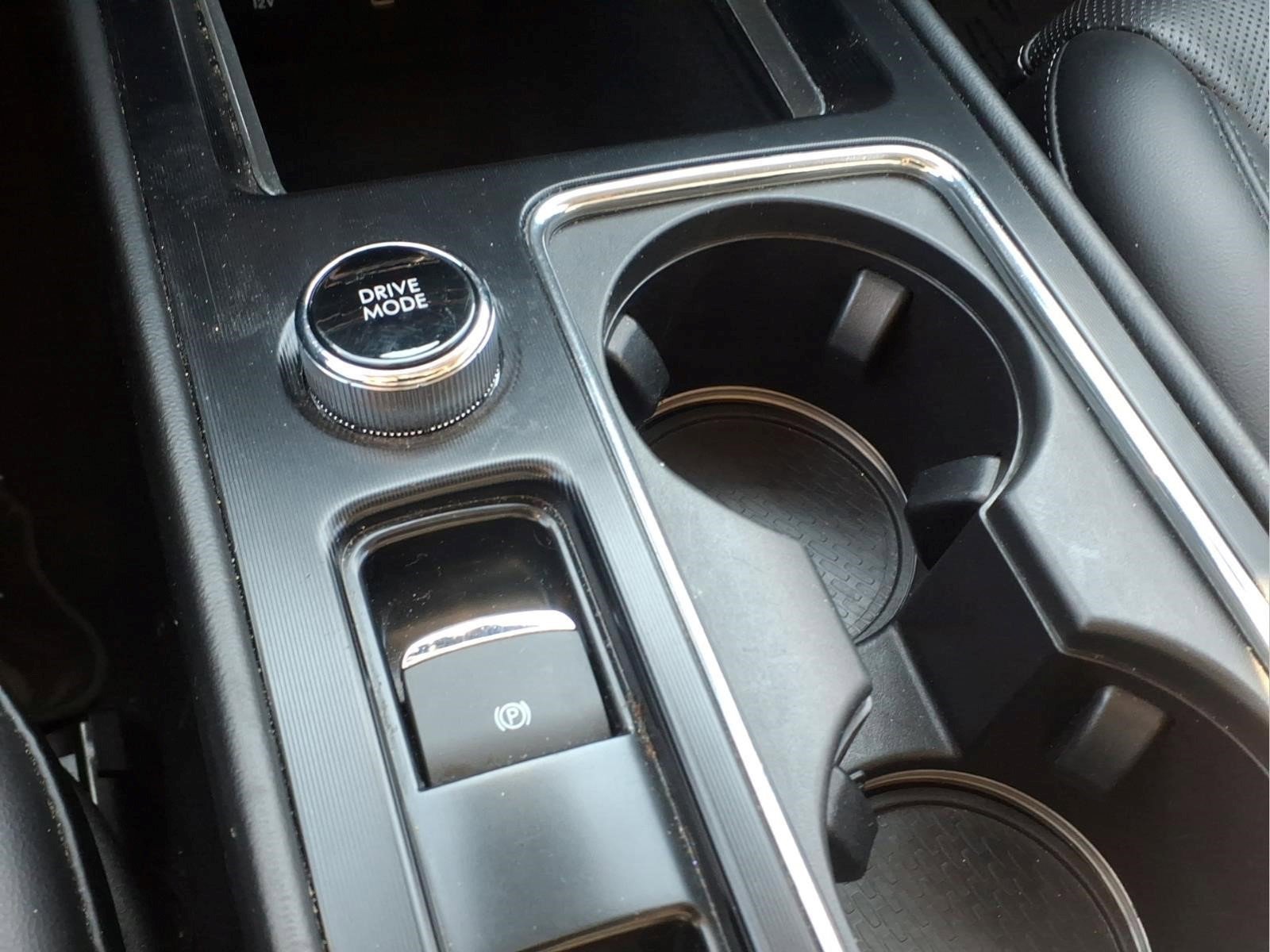 Used 2023 Lincoln Corsair Reserve w/ Jet Appearance Package AWD/4WD image 18