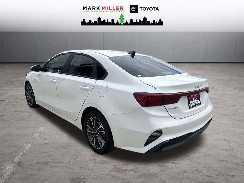 Used 2024 Kia Forte LXS FWD image 3