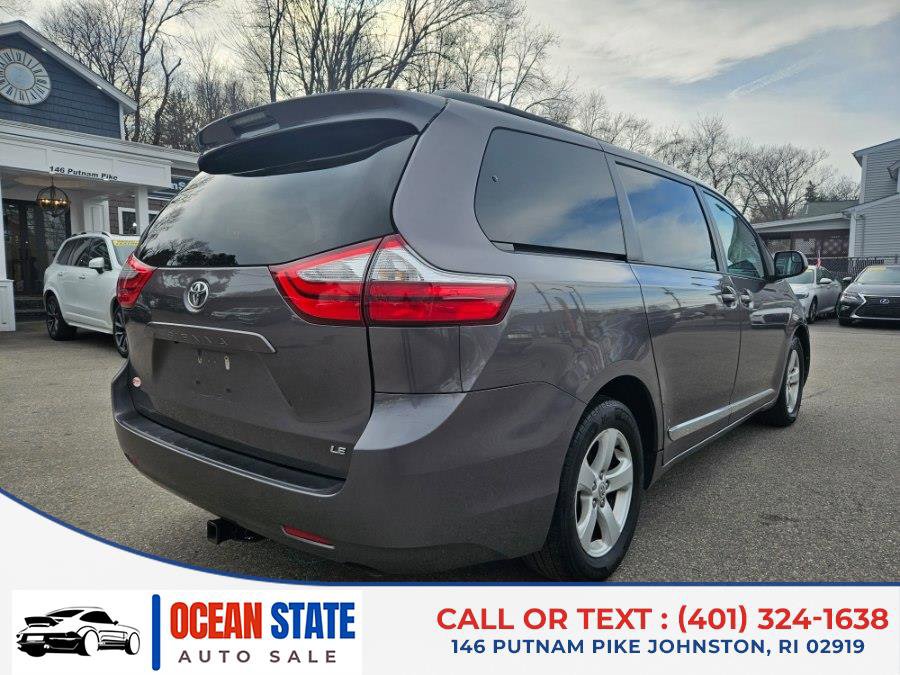 Used 2017 Toyota Sienna LE FWD image 5