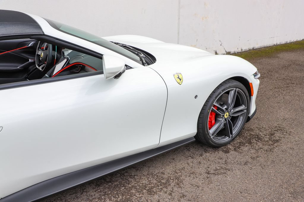 Certified 2026 Ferrari Roma Spider RWD image 53
