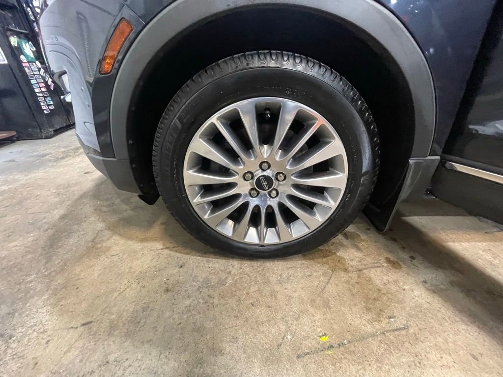 Used 2015 Lincoln MKC AWD w/ Equipment Group 102A Reserve image 38