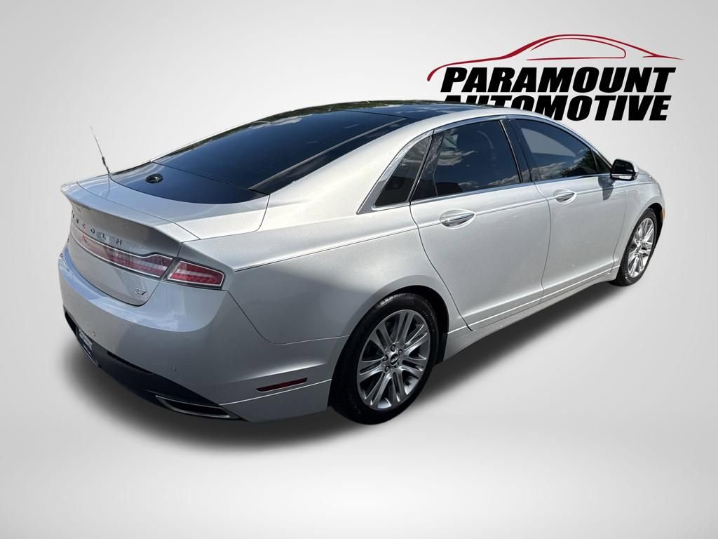 Used 2013 Lincoln MKZ FWD image 7