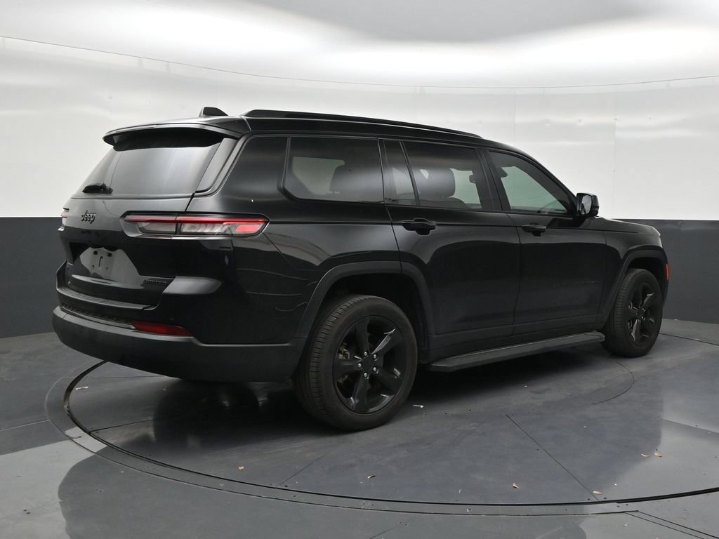 Used 2024 Jeep Grand Cherokee L Limited w/ Black Appearance Package AWD/4WD image 5