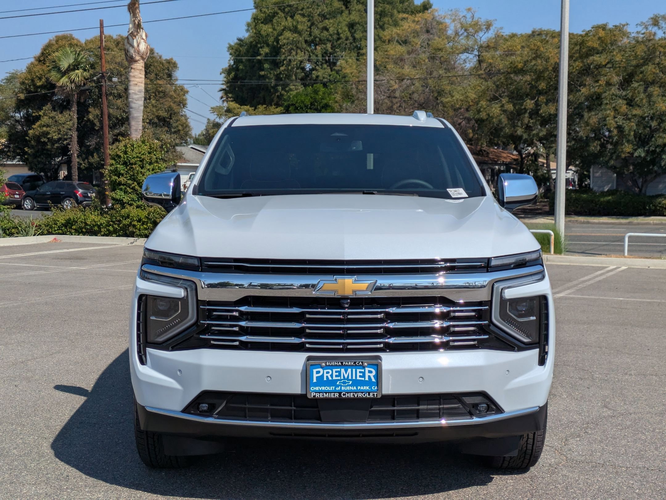 New 2026 Chevrolet Suburban Premier image 8