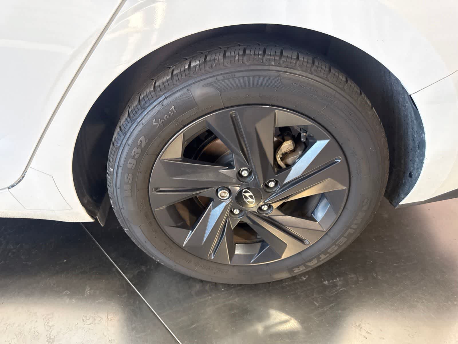 Used 2021 Hyundai Elantra SEL FWD image 9