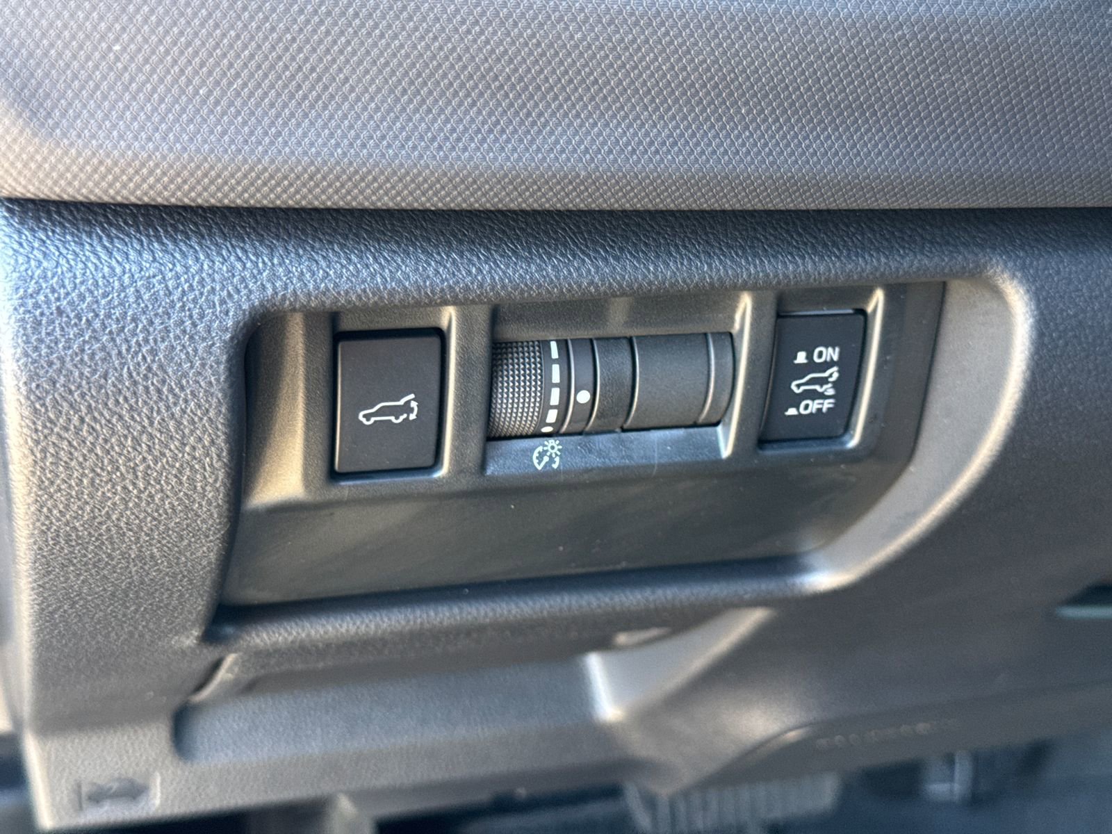 Certified 2025 Subaru Forester Premium w/ Convenience Package #1 image 17