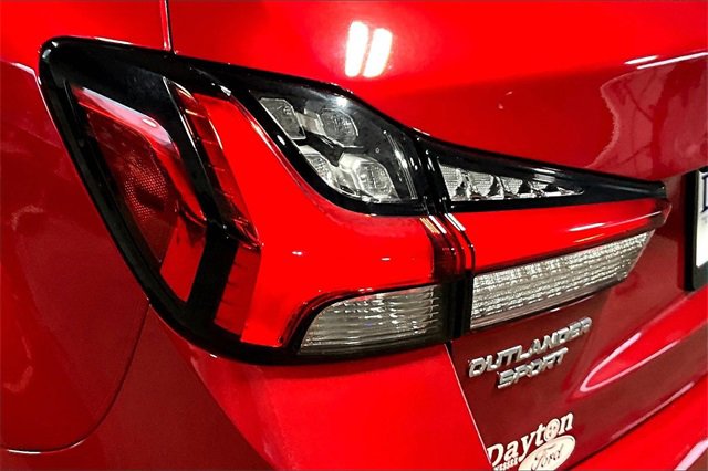 Used 2022 Mitsubishi Outlander Sport SE image 33