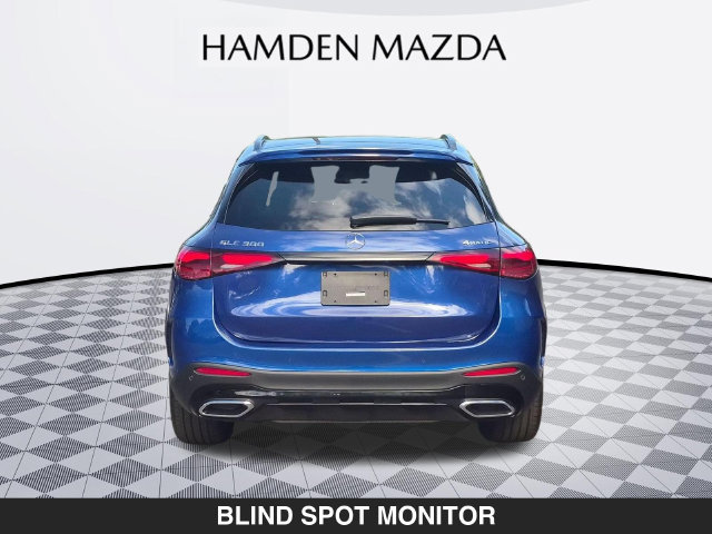 Used 2023 Mercedes-Benz GLC 300 4MATIC image 4