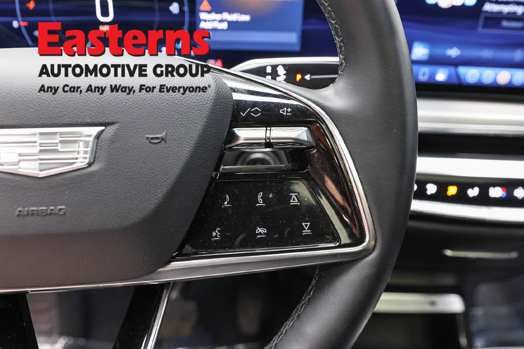 Used 2024 Cadillac Lyriq Luxury AWD/4WD image 17
