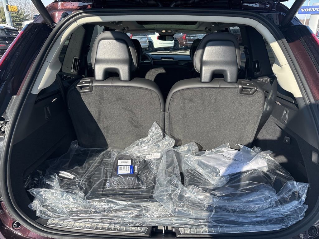 New 2026 Volvo XC90 B6 Ultra w/ Protection Package Premier image 48