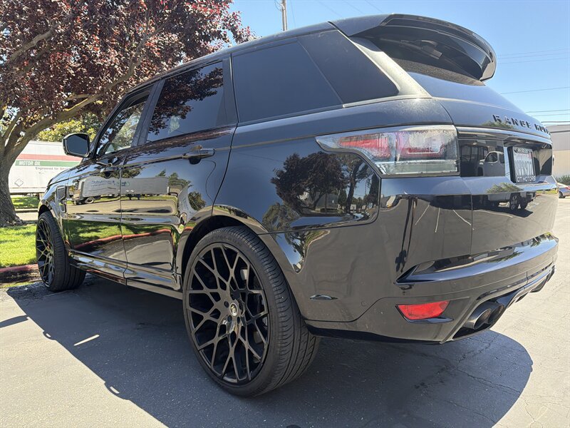 Used 2016 Land Rover Range Rover Sport SVR AWD/4WD image 9