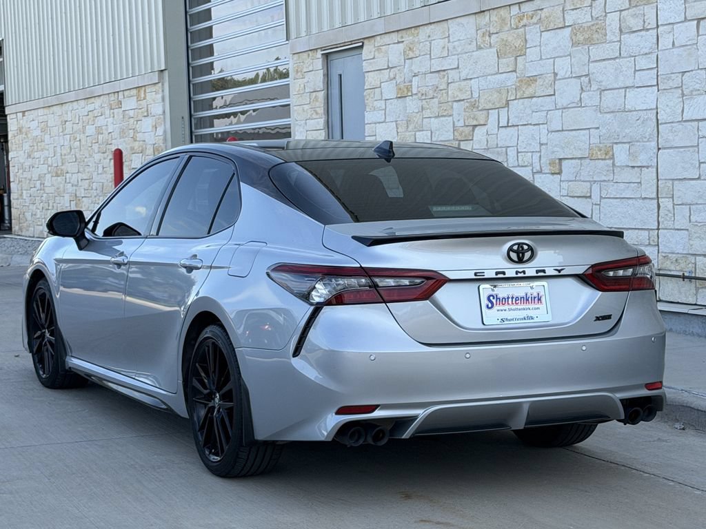 Used 2021 Toyota Camry XSE w/ Navigation Package FWD image 4