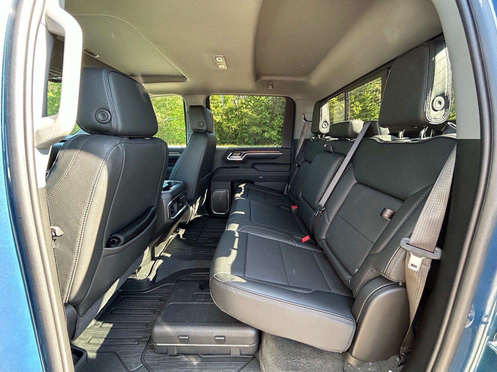 New 2026 GMC Sierra 2500 Denali w/ Denali Reserve Package AWD/4WD image 10