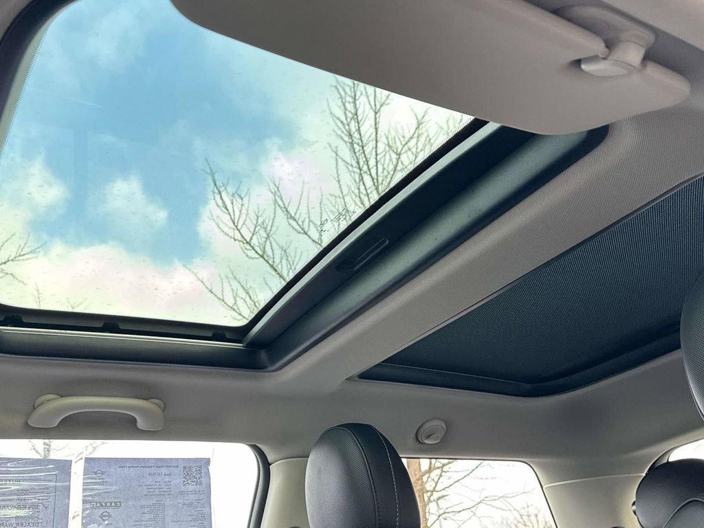 Used 2024 MINI Cooper S image 23