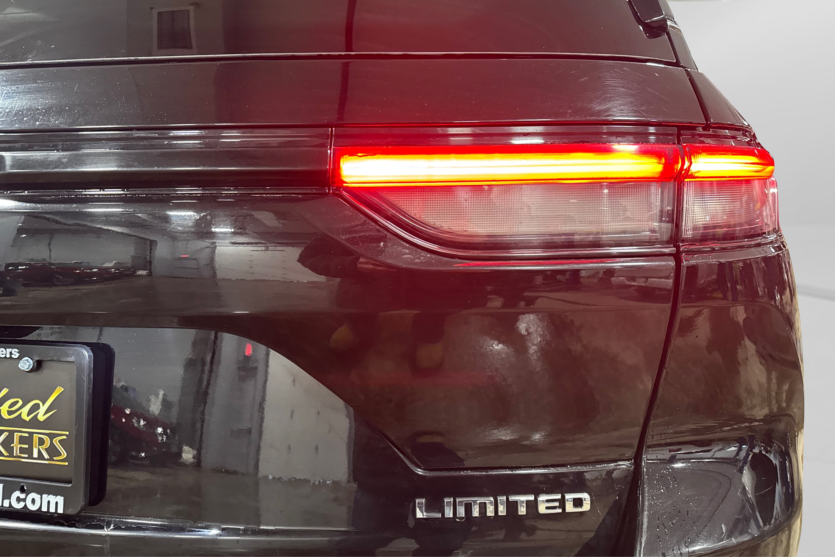 Used 2023 Jeep Grand Cherokee Limited AWD/4WD image 45