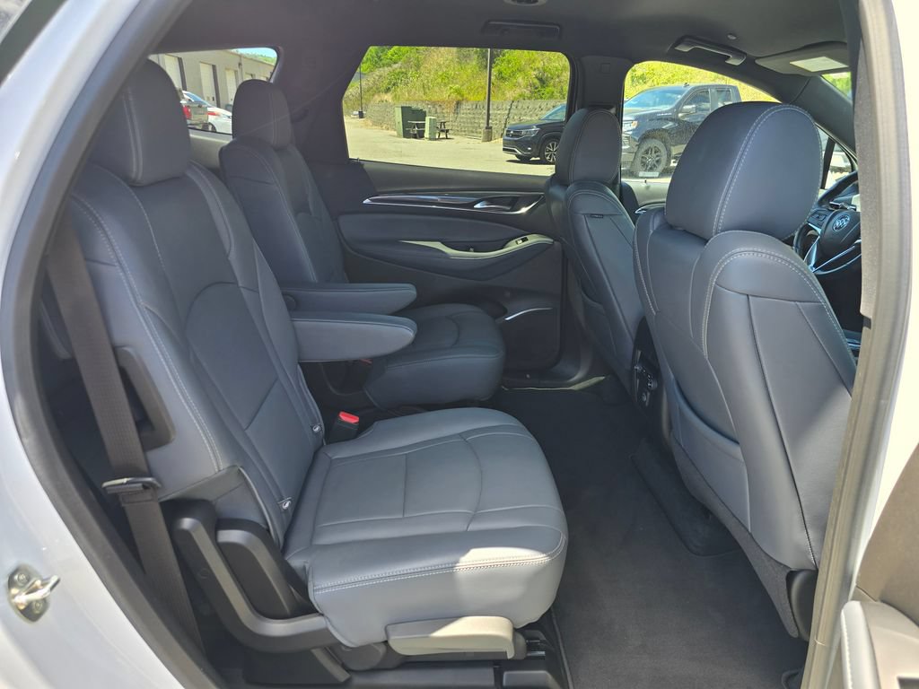 Certified 2023 Buick Enclave Essence FWD image 24