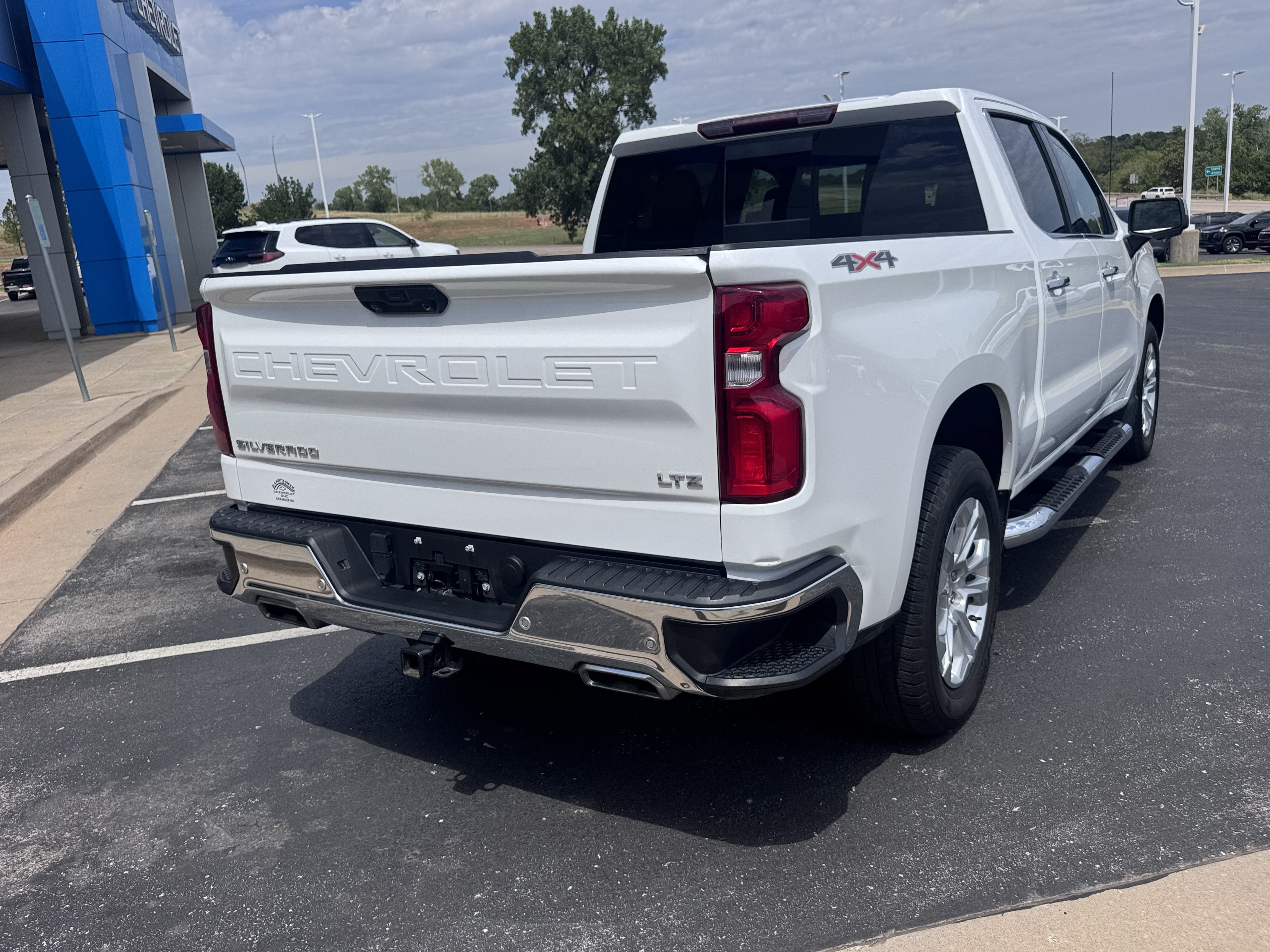 Used 2024 Chevrolet Silverado 1500 LTZ w/ LTZ Convenience Package II AWD/4WD image 4