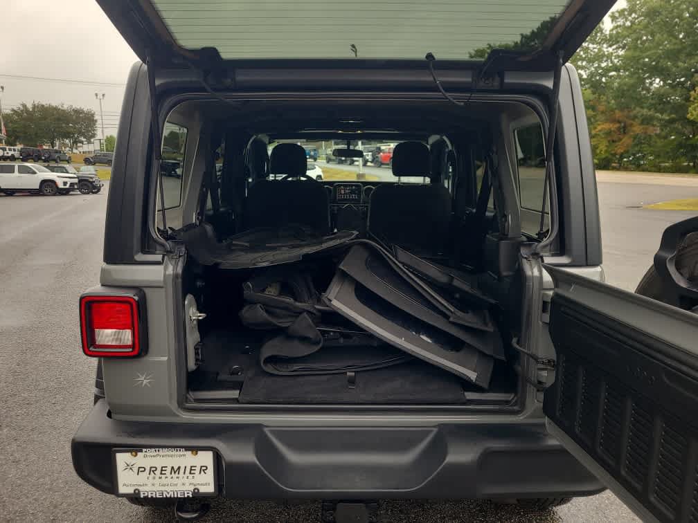 Used 2020 Jeep Wrangler Unlimited Sport S AWD/4WD image 19