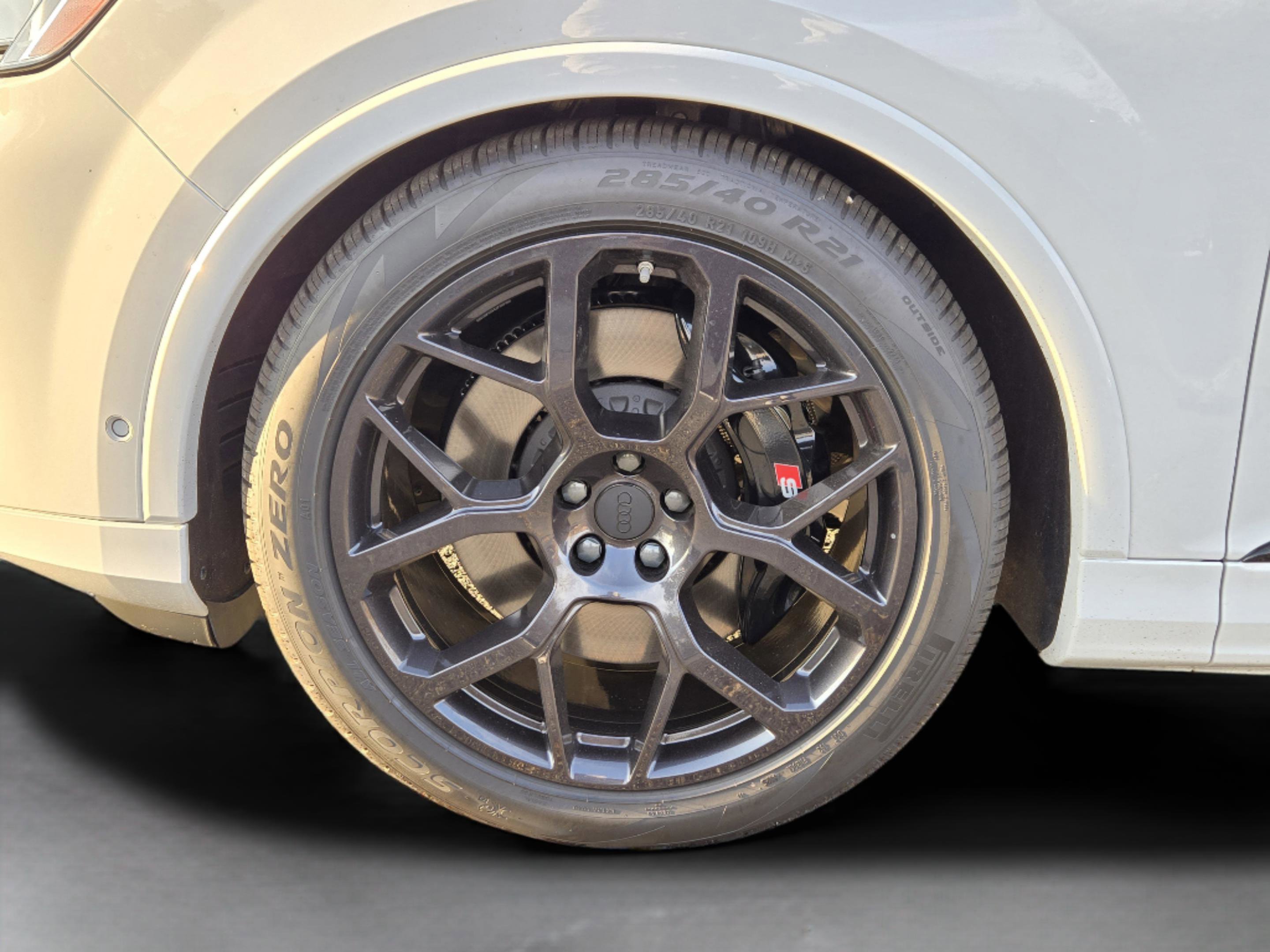 New 2026 Audi SQ7 Premium Plus image 10