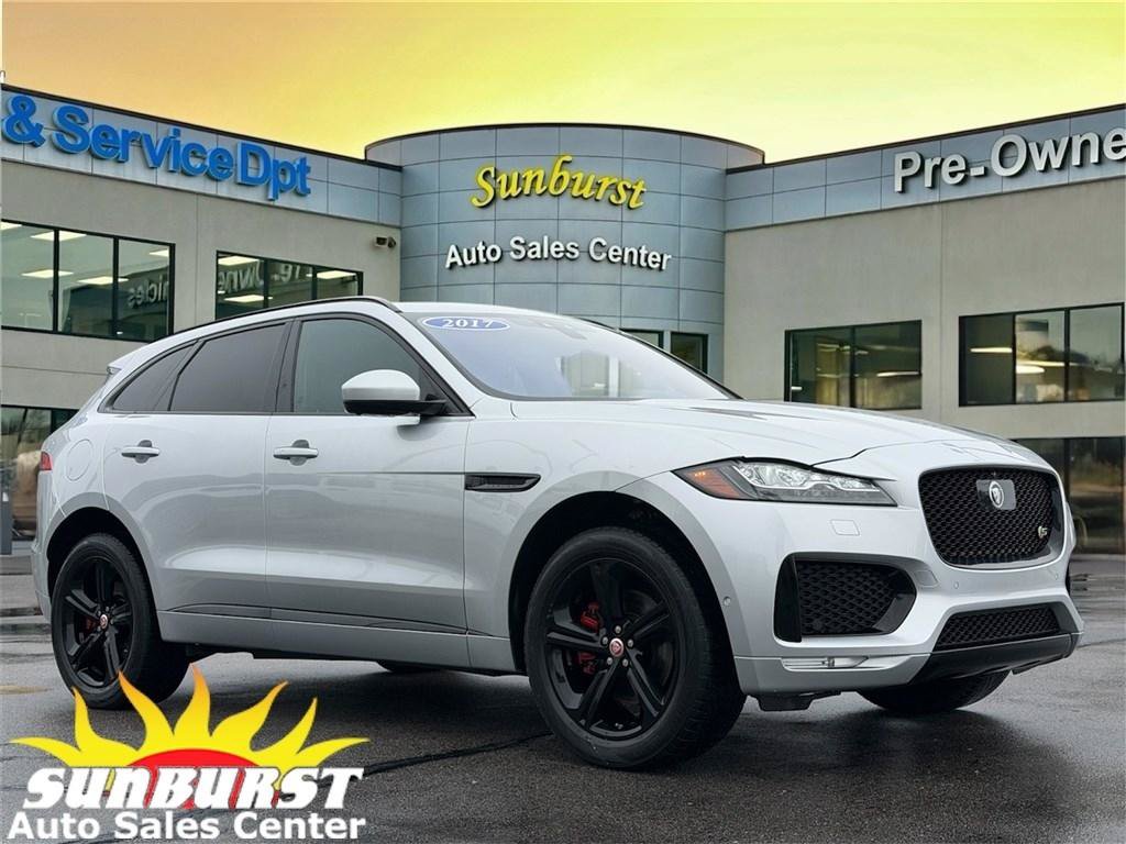 Used 2017 Jaguar F-PACE S AWD/4WD image 1