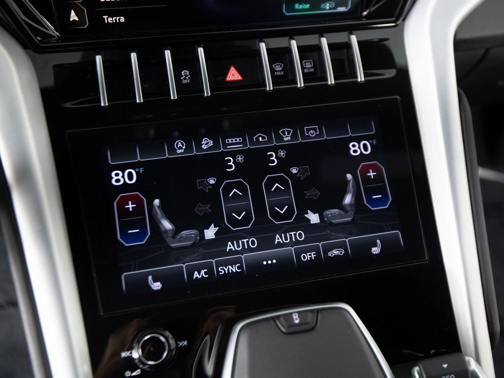 Used 2022 Lamborghini Urus image 20