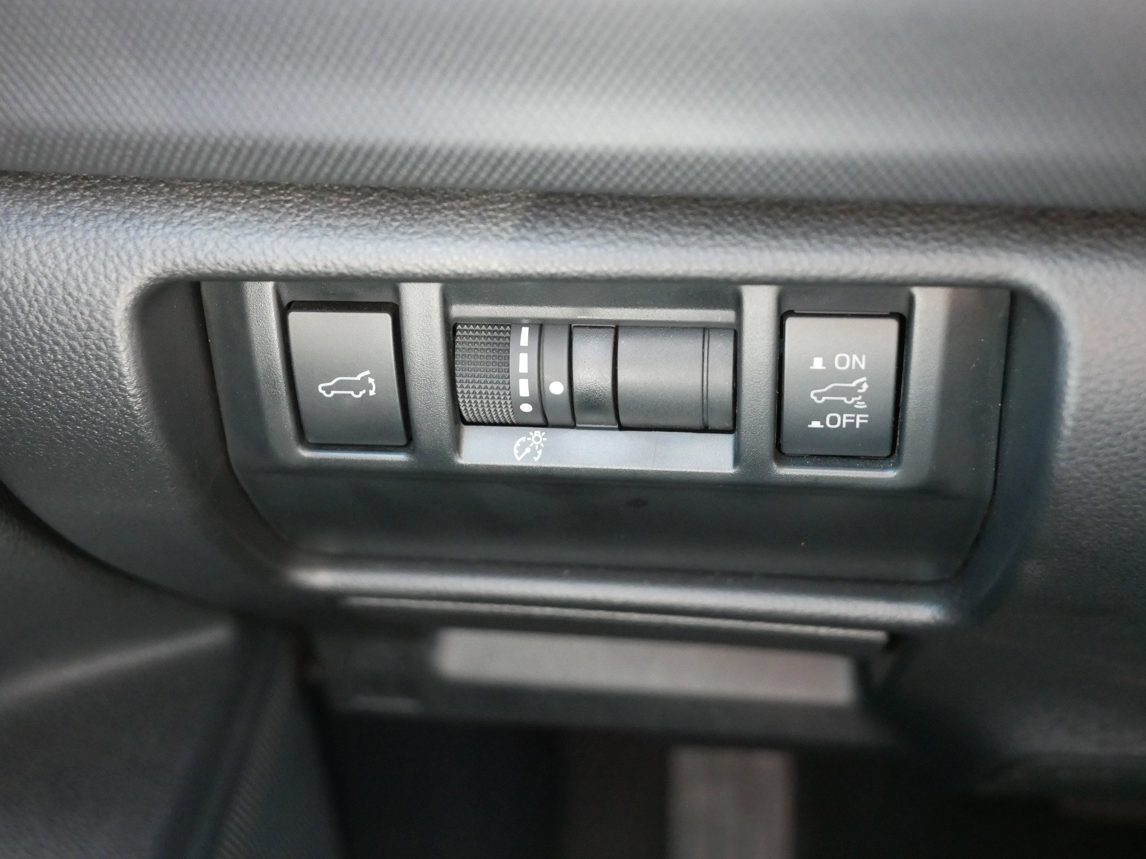 Certified 2025 Subaru Forester Premium image 26