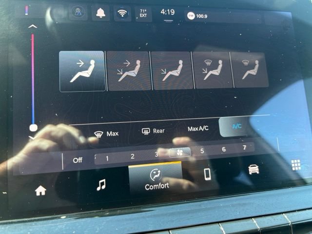 Used 2024 Jeep Compass Latitude AWD/4WD image 6