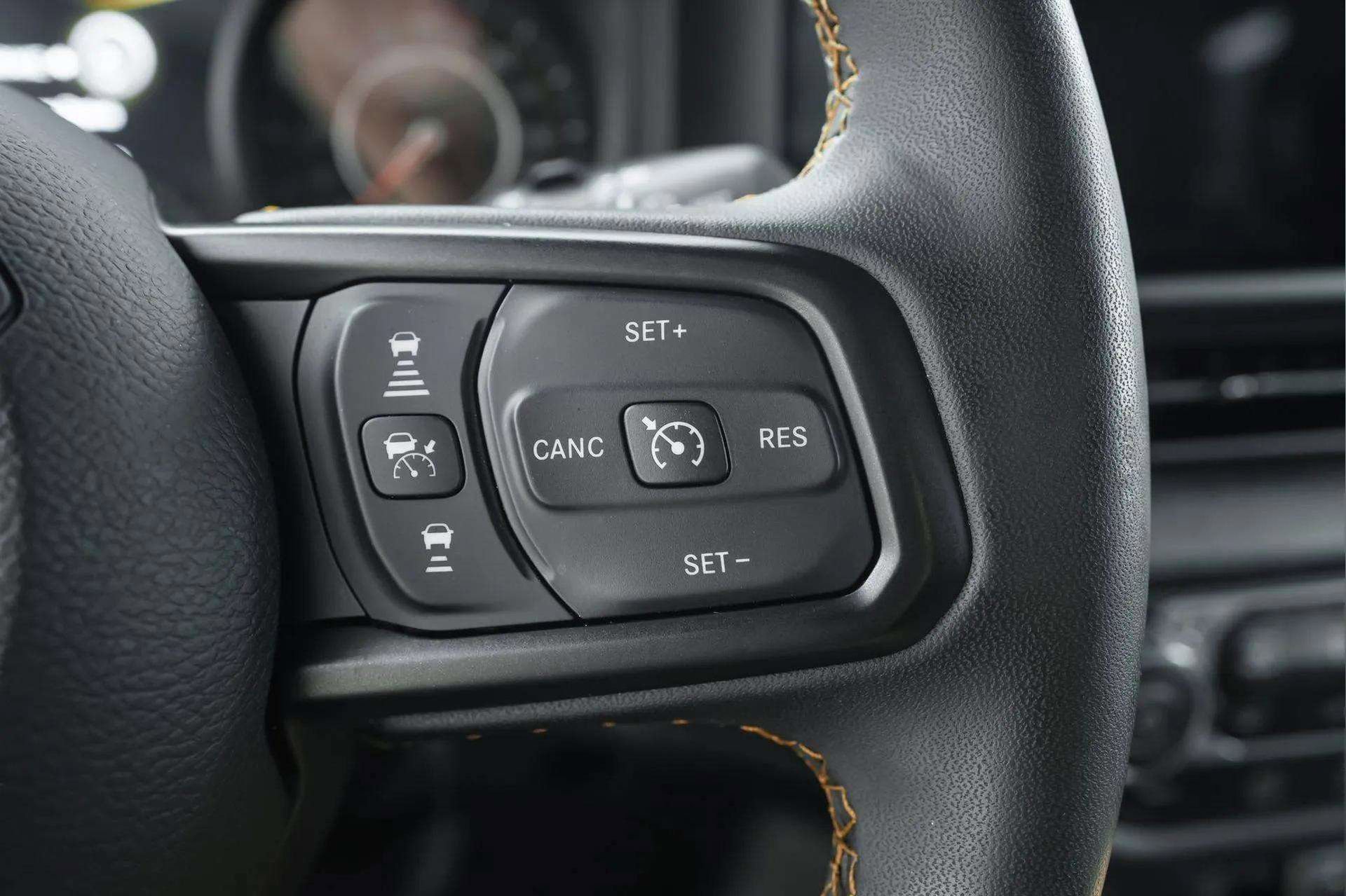 Used 2024 Jeep Wrangler Willys image 23