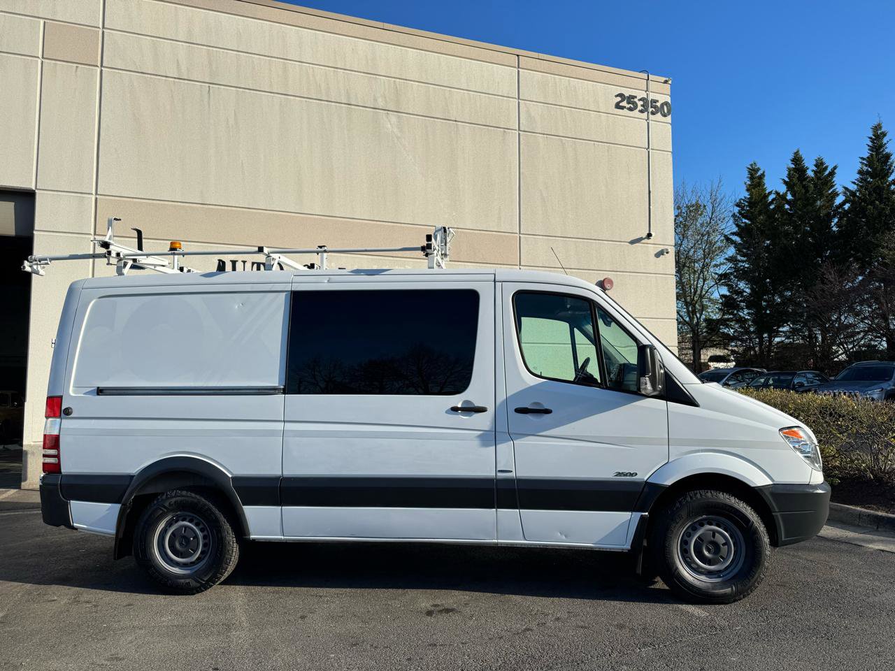 Used 2012 Mercedes-Benz Sprinter 2500 w/ Additional Battery Pkg image 4