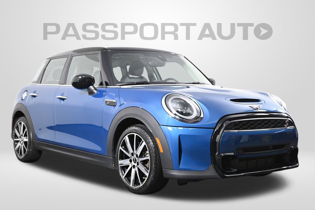 Certified 2022 MINI Cooper S image 2