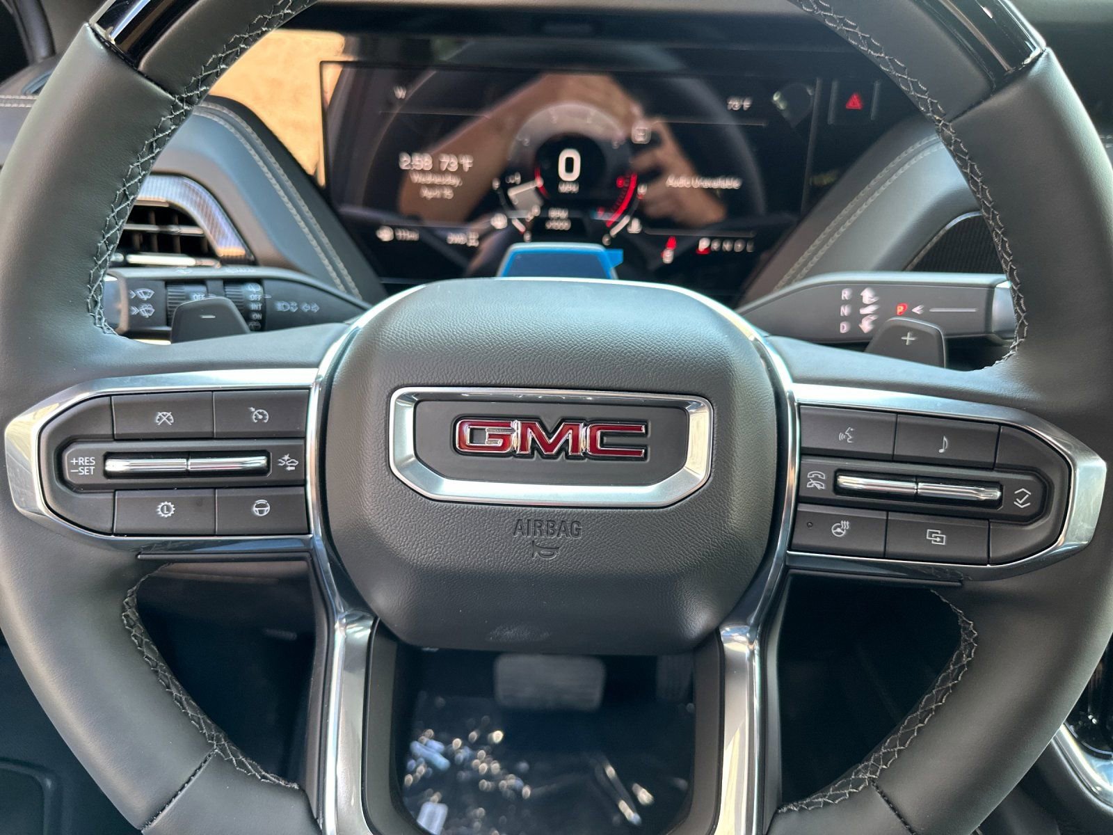 New 2026 GMC Yukon XL Elevation w/ Elevation Premium Package AWD/4WD image 24