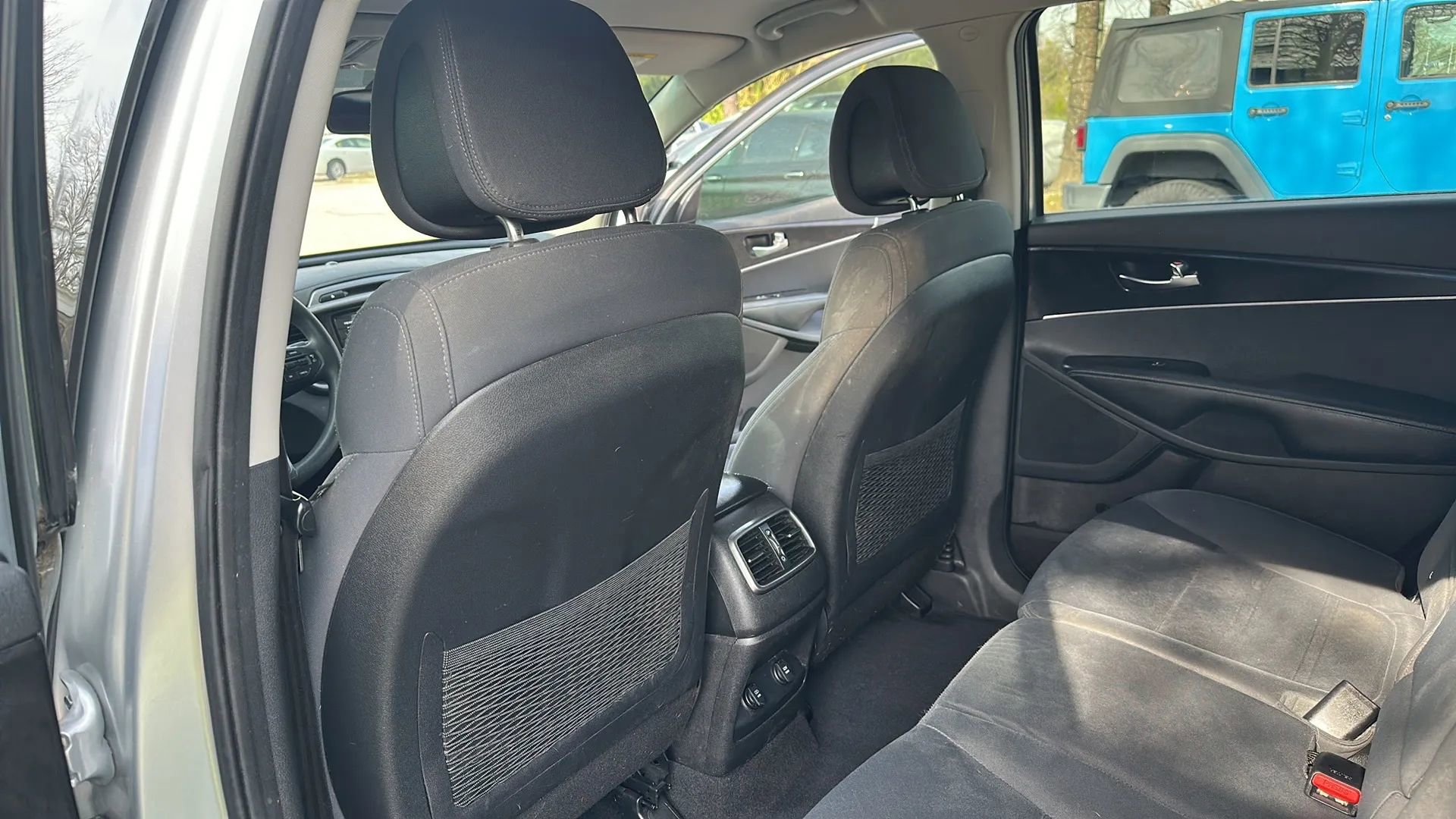 Used 2016 Kia Sorento LX image 13