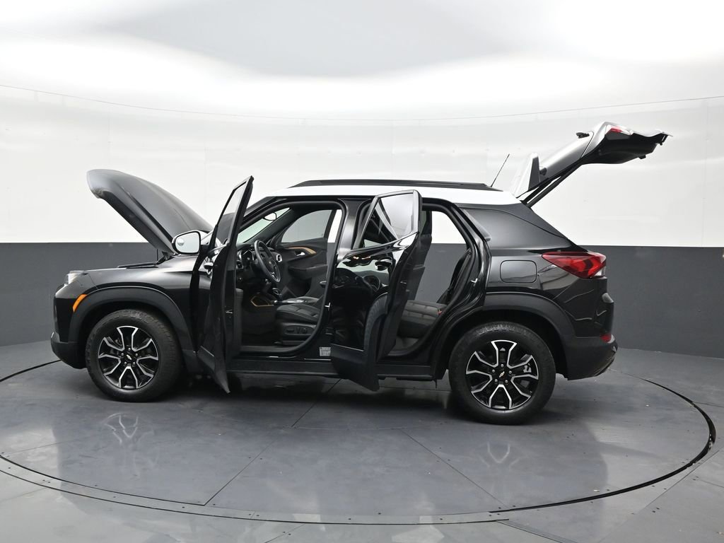 Used 2023 Chevrolet TrailBlazer ACTIV w/ Sun and Liftgate Package image 31