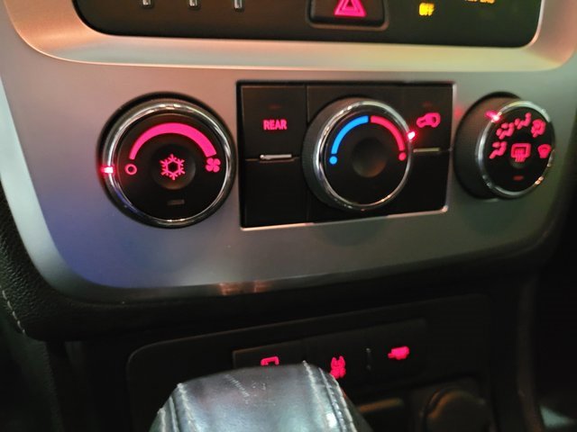 Used 2015 GMC Acadia SLE image 34