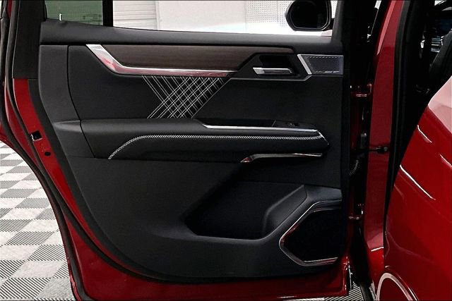 Used 2025 GMC Acadia Denali w/ Super Cruise Package image 23