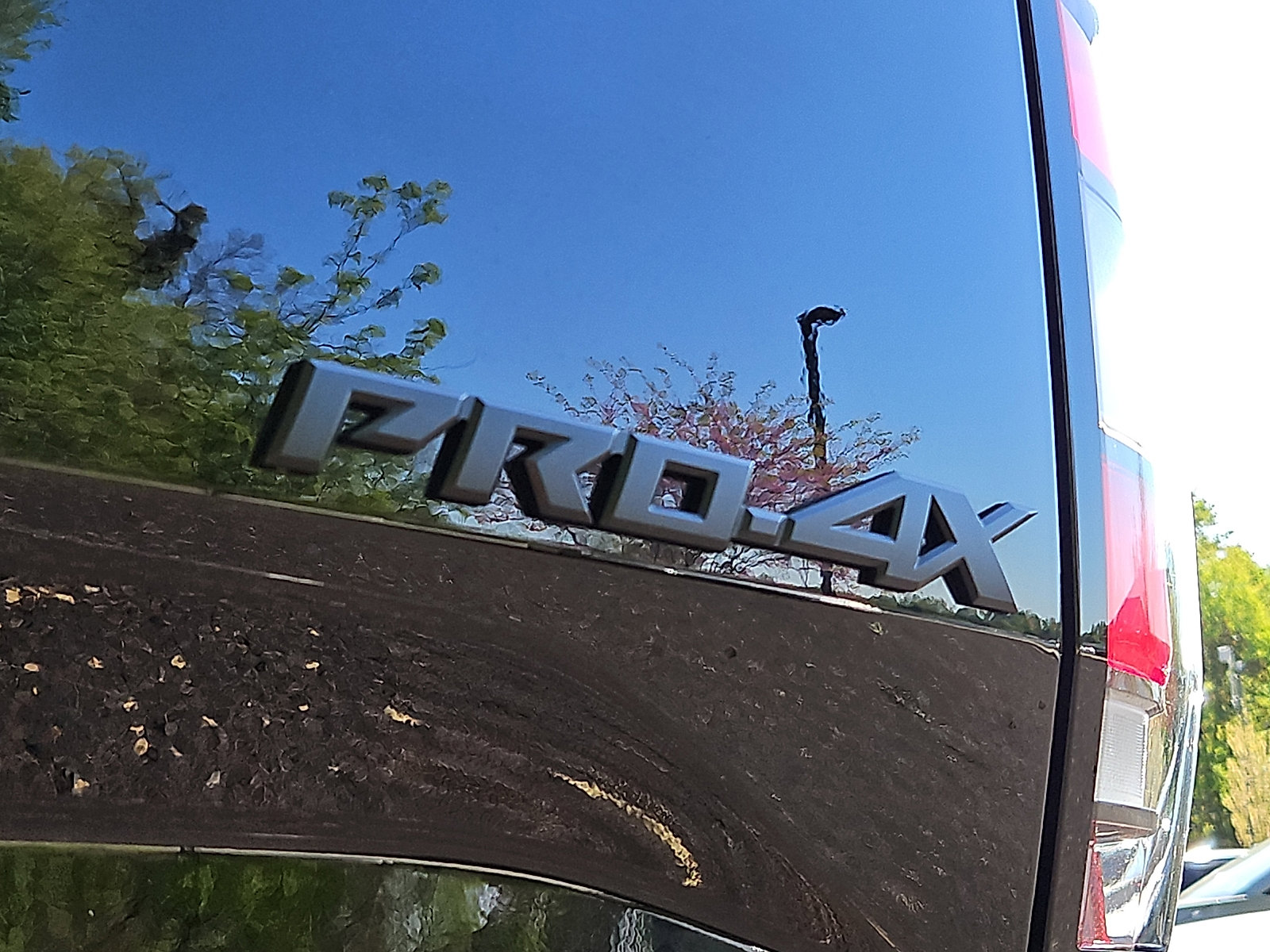 Certified 2023 Nissan Frontier PRO-4X w/ Pro-4X Premium Package AWD/4WD image 30