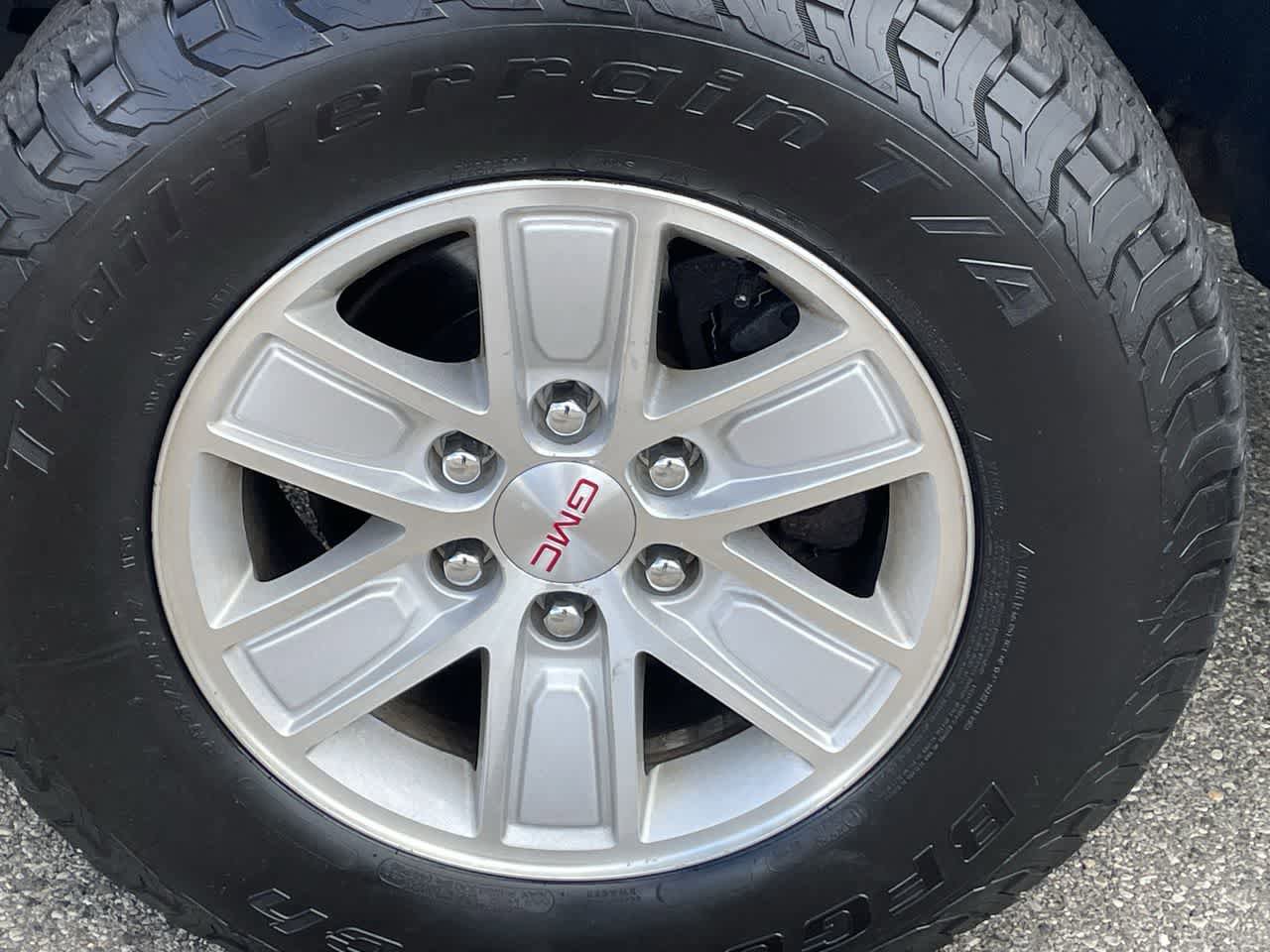 Used 2016 GMC Sierra 1500 SLE w/ Suspension Package, Off-Road AWD/4WD image 33