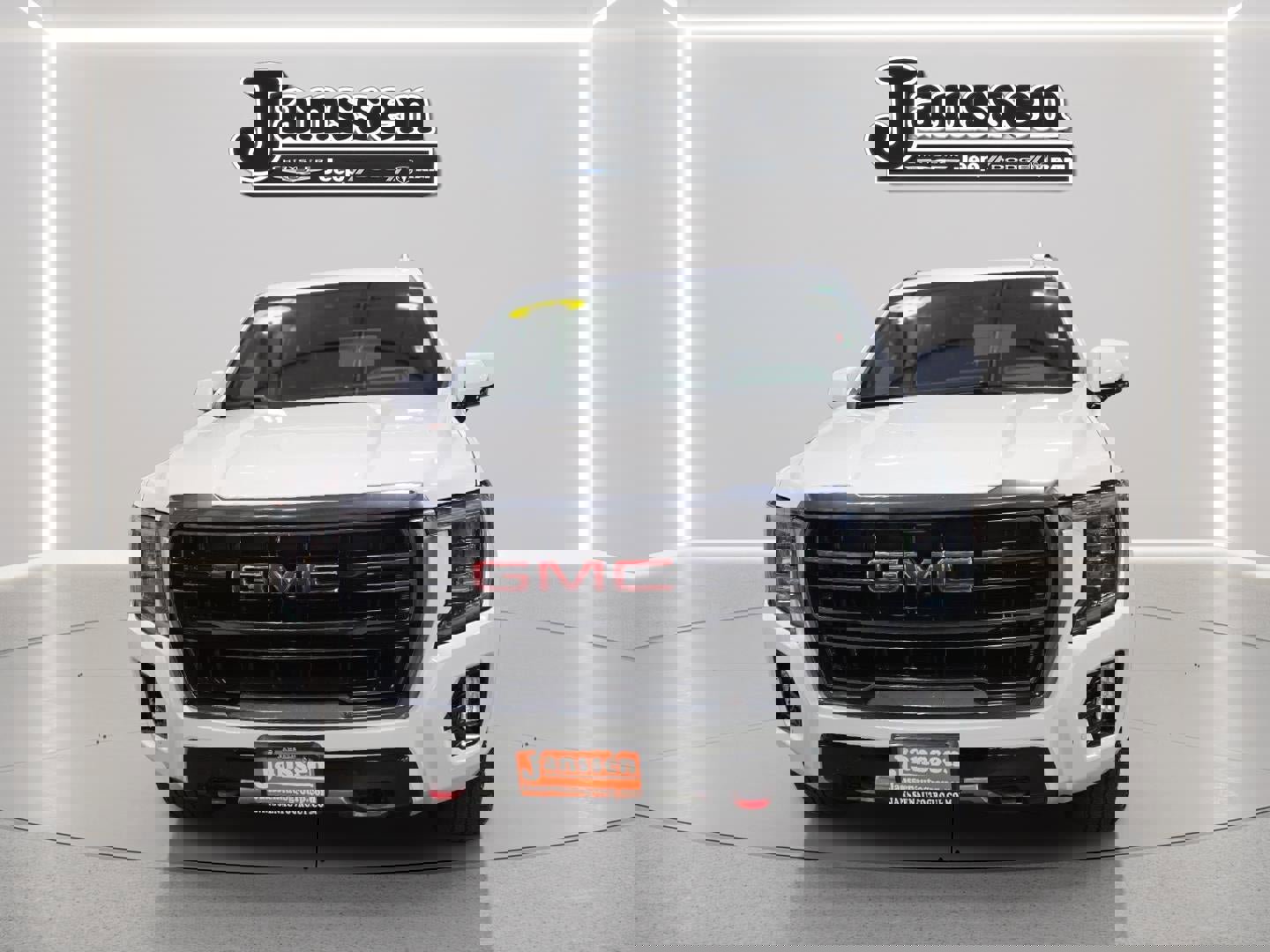 Used 2024 GMC Yukon XL AT4 w/ AT4 Premium Package image 6