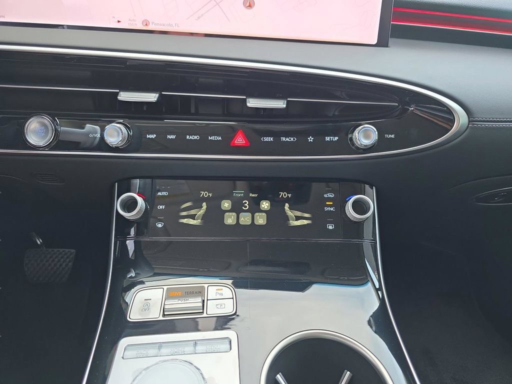 New 2026 Genesis GV70 2.5T AWD/4WD image 17