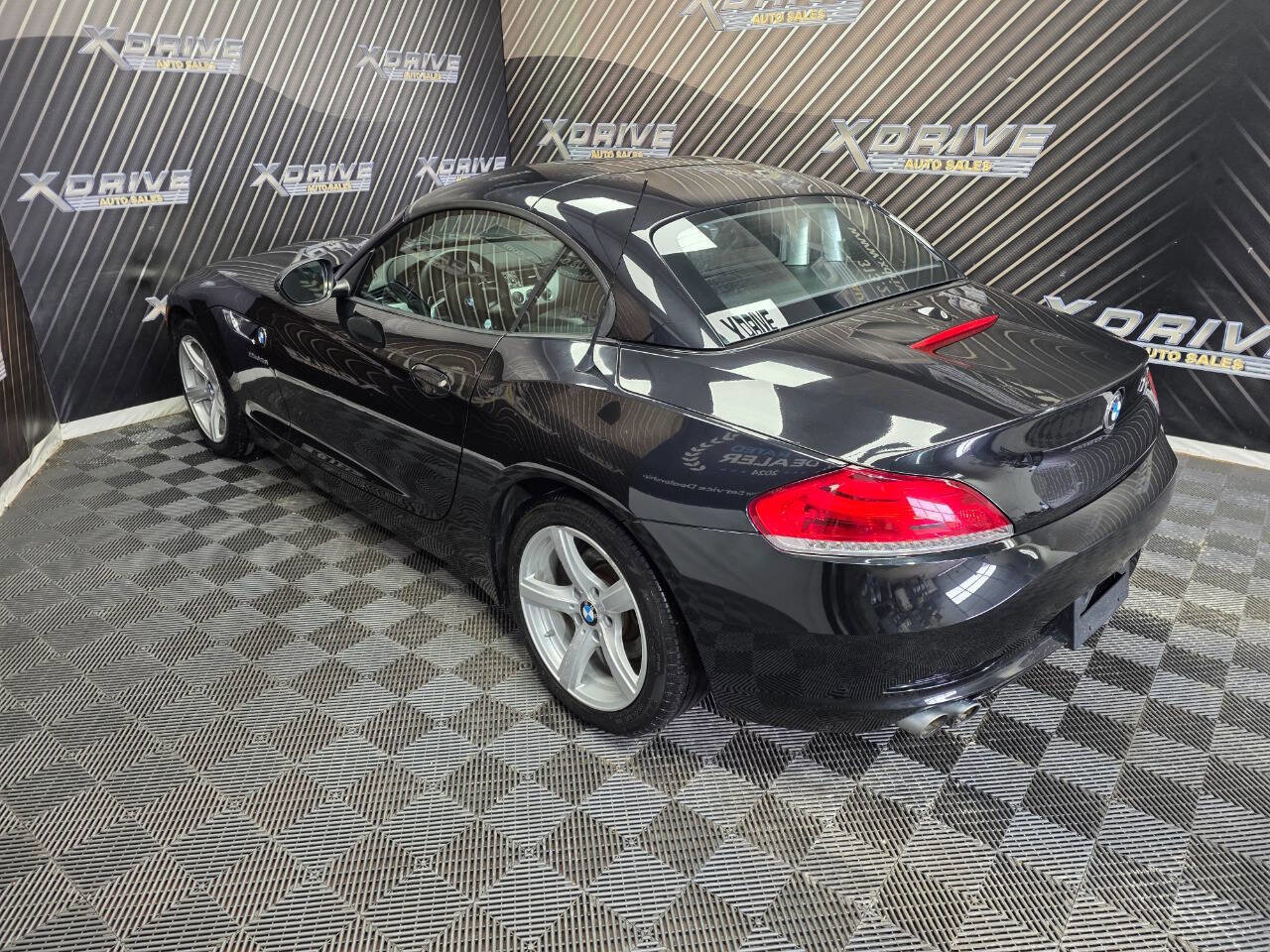 Used 2016 BMW Z4 sDrive28i image 12