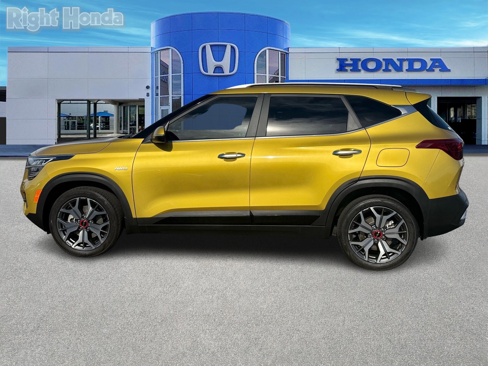 Used 2022 Kia Seltos SX w/ Sunroof Package image 3