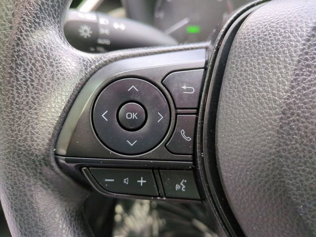 Used 2025 Toyota Corolla LE FWD image 22
