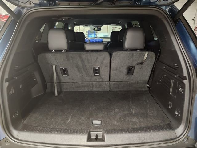 Used 2025 Buick Enclave Preferred image 16