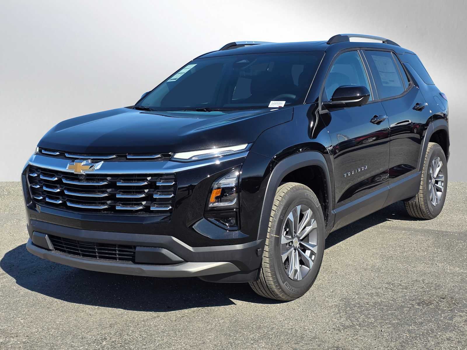 New 2026 Chevrolet Equinox LT w/ Safety and Technology Package AWD/4WD image 6