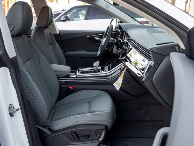 New 2026 Audi Q8 Premium Plus AWD/4WD image 33