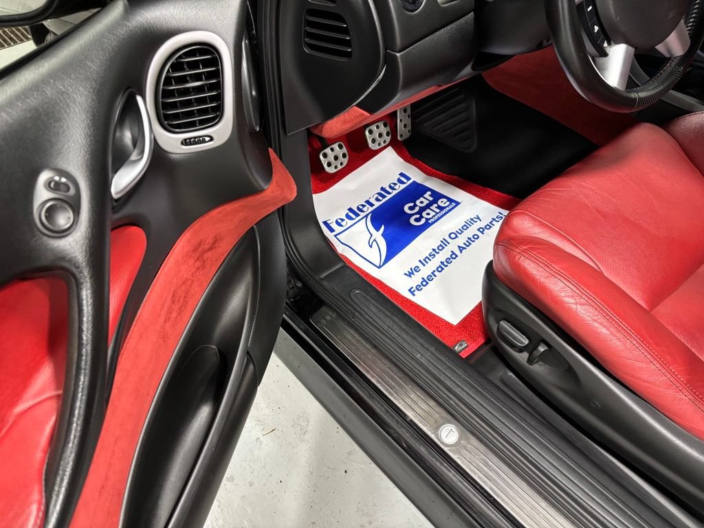 Used 2005 Pontiac GTO RWD image 9